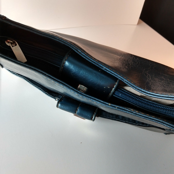 Vintage vegan dark turquoise handbag from 90s - Picture 10 of 11